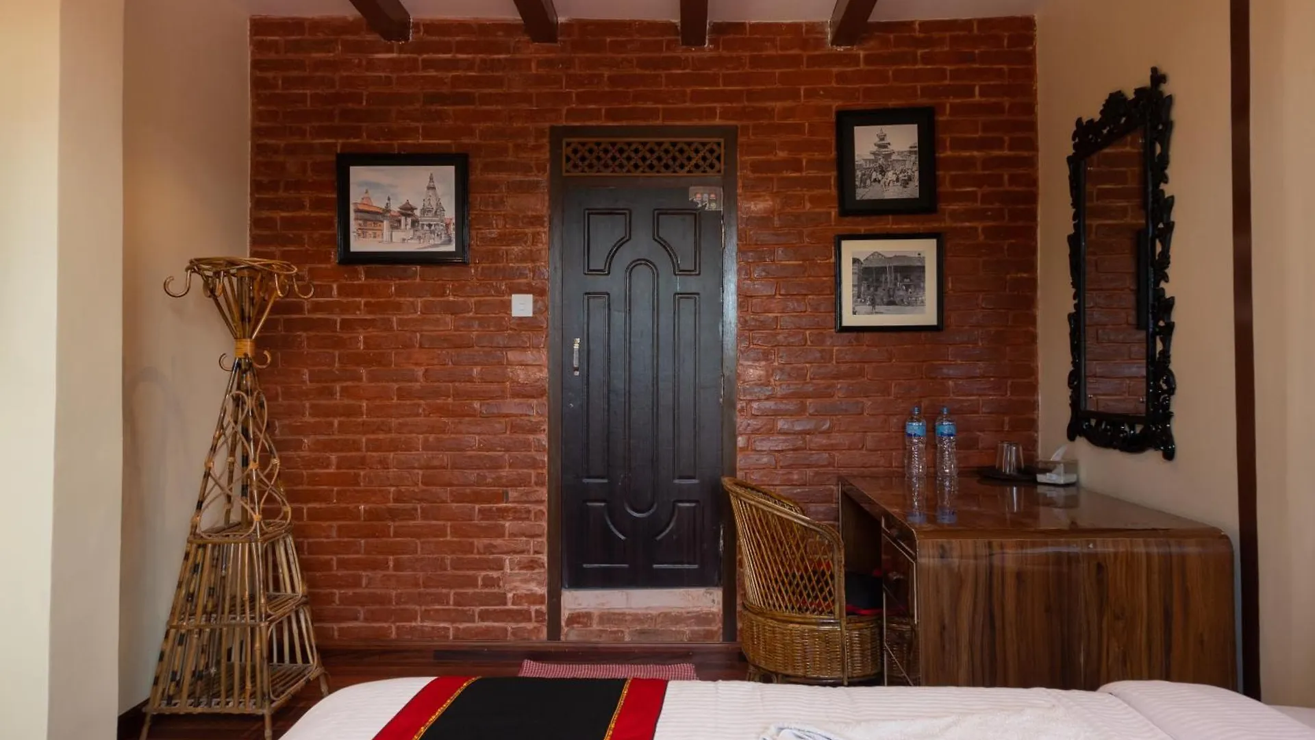 Tulaja Boutique Hotel Bhatgoan 3*,